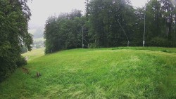Prostřední část sjezdovky a snowpark