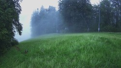 Prostřední část sjezdovky a snowpark