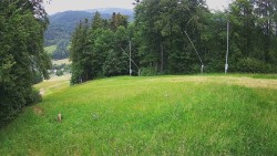 Prostřední část sjezdovky a snowpark