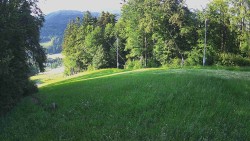Prostřední část sjezdovky a snowpark