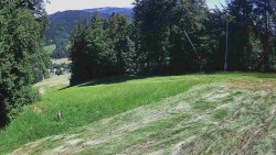Prostřední část sjezdovky a snowpark