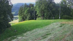 Prostřední část sjezdovky a snowpark