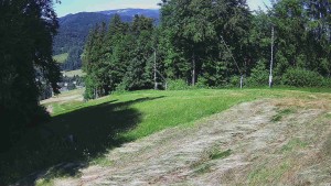 Ośrodek narciarski Karolinka - Środkowa część trasy zjazdowej i snowpark - 24.6.2026 v 14:55 Ośrodek narciarski Karolinka - Środkowa część trasy zjazdowej i snowpark - 24.6.2026 v 14:55