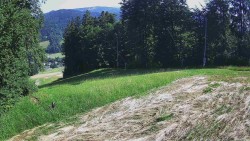 Prostřední část sjezdovky a snowpark