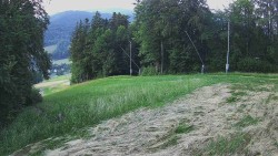 Prostřední část sjezdovky a snowpark