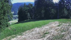 Prostřední část sjezdovky a snowpark