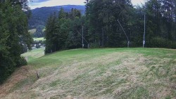 Prostřední část sjezdovky a snowpark