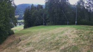 Skiareál Karolinka - Prostřední část sjezdovky a snowpark - 10.7.2026 v 06:55 Skiareál Karolinka - Prostřední část sjezdovky a snowpark - 10.7.2026 v 06:55