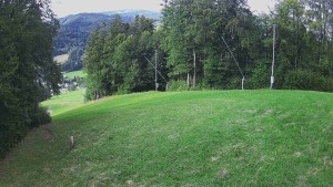 Skigebiet Karolinka - Mittlerer Teil der Skipiste und Snowpark - 22.7.2026 v 17:55 Skigebiet Karolinka - Mittlerer Teil der Skipiste und Snowpark - 22.7.2026 v 17:55