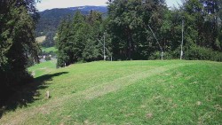 Prostřední část sjezdovky a snowpark