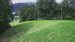 The middle section of the ski slope and the snowpark
