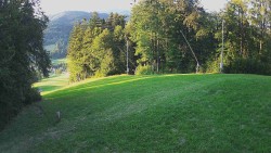 Prostřední část sjezdovky a snowpark