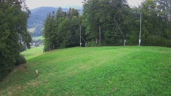 Mittlerer Teil der Skipiste und Snowpark