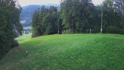 Prostřední část sjezdovky a snowpark