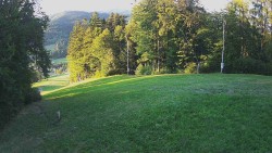 Prostřední část sjezdovky a snowpark