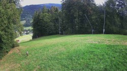 Prostřední část sjezdovky a snowpark