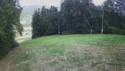 Prostřední část sjezdovky a snowpark