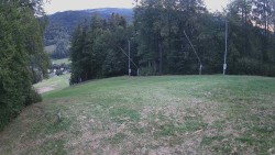 Prostřední část sjezdovky a snowpark