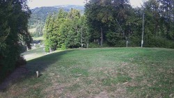 Prostřední část sjezdovky a snowpark