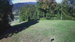 The middle section of the ski slope and the snowpark