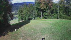 The middle section of the ski slope and the snowpark