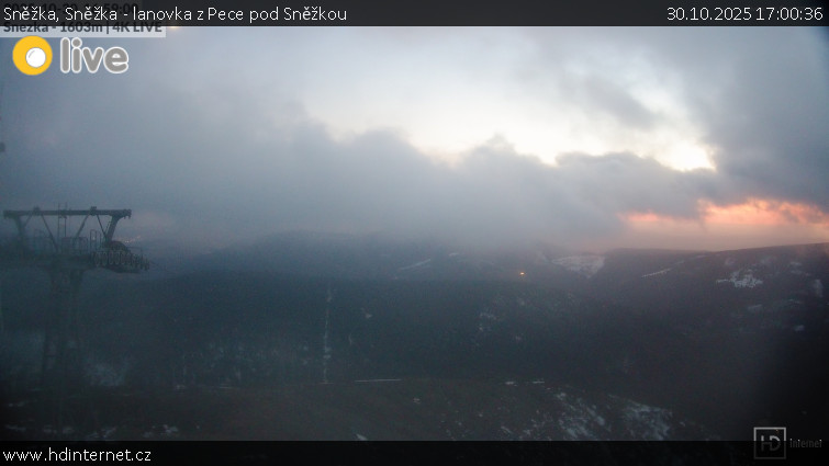 Sněžka - Sněžka - lanovka z Pece pod Sněžkou - 30.10.2025 v 17:00 Sněžka - Sněžka - lanovka z Pece pod Sněžkou - 30.10.2025 v 17:00