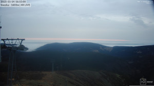 Sněžka - Sněžka - lanovka z Pece pod Sněžkou - 14.11.2025 v 16:15 Sněžka - Sněžka - lanovka z Pece pod Sněžkou - 14.11.2025 v 16:15