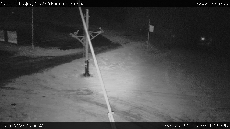 Skiareál Troják - Otočná kamera, svah A - 13.10.2025 v 23:00 Skiareál Troják - Otočná kamera, svah A - 13.10.2025 v 23:00