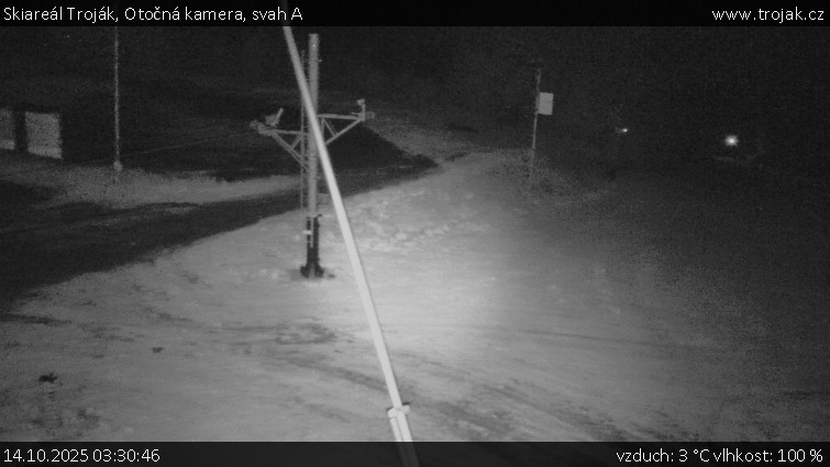 Skiareál Troják - Otočná kamera, svah A - 14.10.2025 v 03:30 Skiareál Troják - Otočná kamera, svah A - 14.10.2025 v 03:30