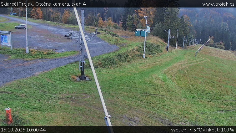 Skiareál Troják - Otočná kamera, svah A - 15.10.2025 v 10:00 Skiareál Troják - Otočná kamera, svah A - 15.10.2025 v 10:00