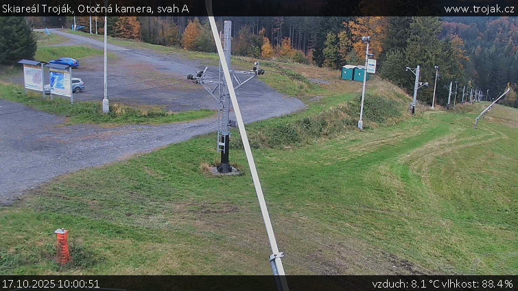 Skiareál Troják - Otočná kamera, svah A - 17.10.2025 v 10:00 Skiareál Troják - Otočná kamera, svah A - 17.10.2025 v 10:00