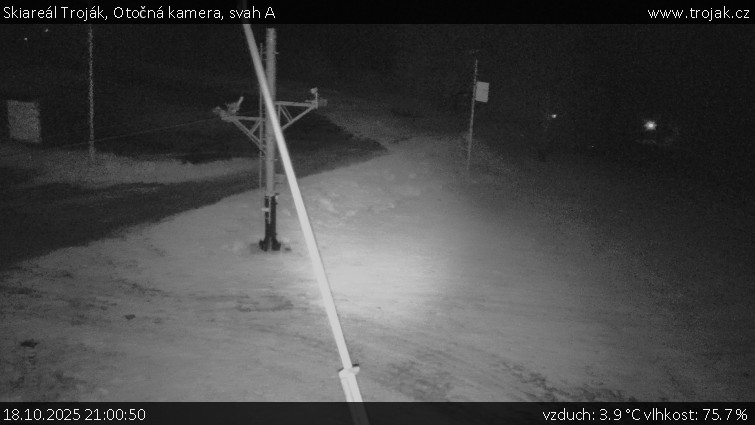 Skiareál Troják - Otočná kamera, svah A - 18.10.2025 v 21:00 Skiareál Troják - Otočná kamera, svah A - 18.10.2025 v 21:00