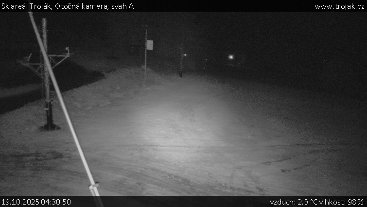 Skiareál Troják - Otočná kamera, svah A - 19.10.2025 v 04:30 Skiareál Troják - Otočná kamera, svah A - 19.10.2025 v 04:30