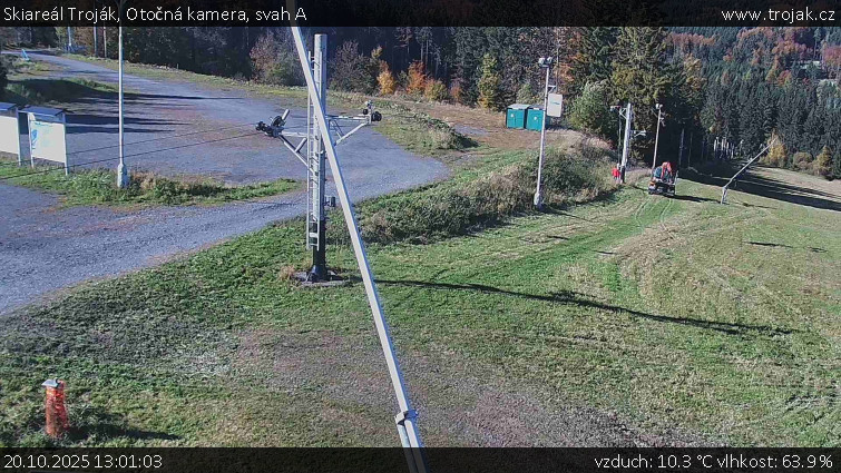 Skiareál Troják - Otočná kamera, svah A - 20.10.2025 v 13:01 Skiareál Troják - Otočná kamera, svah A - 20.10.2025 v 13:01