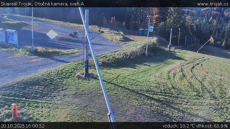 Skiareál Troják - Otočná kamera, svah A - 20.10.2025 v 16:00 Skiareál Troják - Otočná kamera, svah A - 20.10.2025 v 16:00