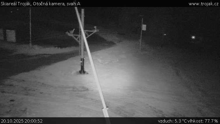 Skiareál Troják - Otočná kamera, svah A - 20.10.2025 v 20:00 Skiareál Troják - Otočná kamera, svah A - 20.10.2025 v 20:00