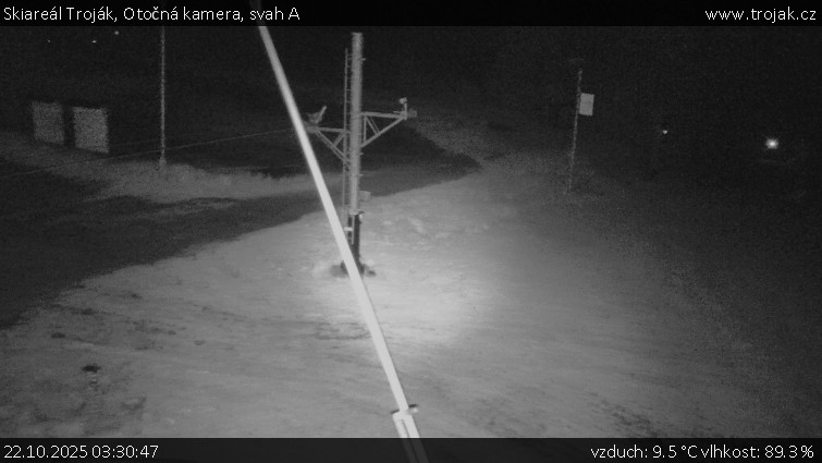 Skiareál Troják - Otočná kamera, svah A - 22.10.2025 v 03:30 Skiareál Troják - Otočná kamera, svah A - 22.10.2025 v 03:30