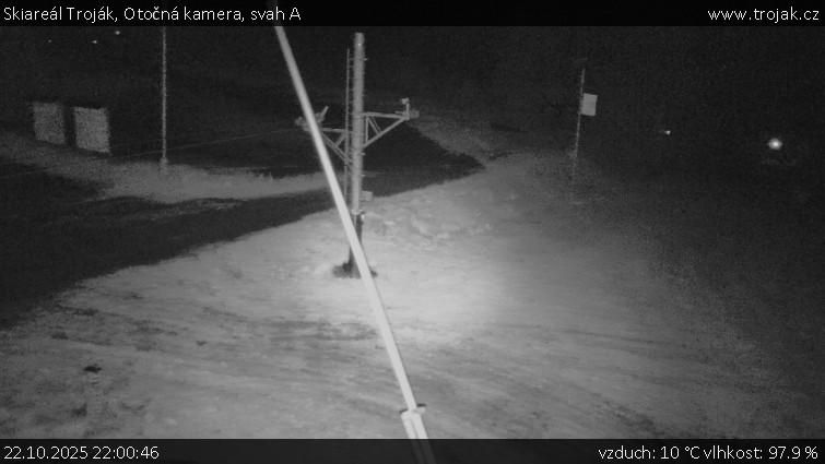 Skiareál Troják - Otočná kamera, svah A - 22.10.2025 v 22:00 Skiareál Troják - Otočná kamera, svah A - 22.10.2025 v 22:00