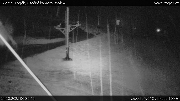 Skiareál Troják - Otočná kamera, svah A - 24.10.2025 v 00:30 Skiareál Troják - Otočná kamera, svah A - 24.10.2025 v 00:30