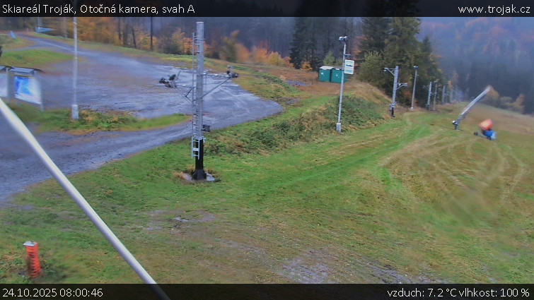 Skiareál Troják - Otočná kamera, svah A - 24.10.2025 v 08:00 Skiareál Troják - Otočná kamera, svah A - 24.10.2025 v 08:00