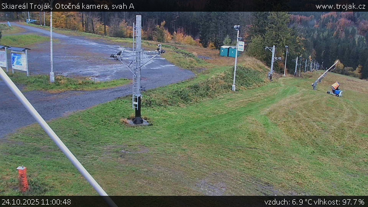 Skiareál Troják - Otočná kamera, svah A - 24.10.2025 v 11:00 Skiareál Troják - Otočná kamera, svah A - 24.10.2025 v 11:00