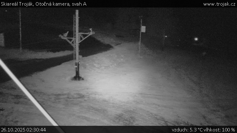 Skiareál Troják - Otočná kamera, svah A - 26.10.2025 v 02:30 Skiareál Troják - Otočná kamera, svah A - 26.10.2025 v 02:30
