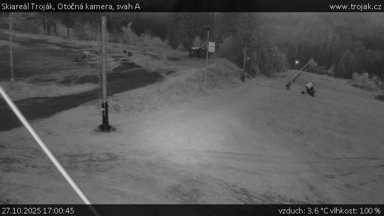 Skiareál Troják - Otočná kamera, svah A - 27.10.2025 v 17:00 Skiareál Troják - Otočná kamera, svah A - 27.10.2025 v 17:00