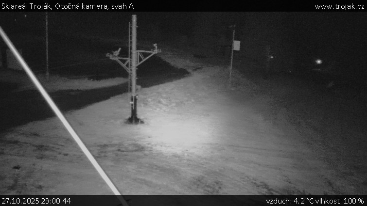 Skiareál Troják - Otočná kamera, svah A - 27.10.2025 v 23:00 Skiareál Troják - Otočná kamera, svah A - 27.10.2025 v 23:00