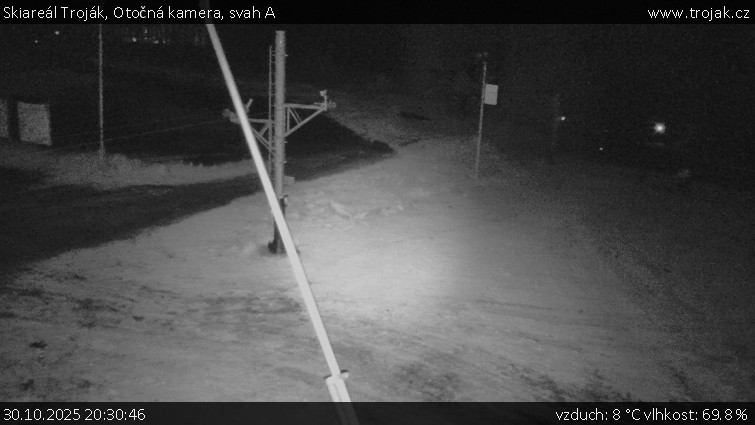 Skiareál Troják - Otočná kamera, svah A - 30.10.2025 v 20:30 Skiareál Troják - Otočná kamera, svah A - 30.10.2025 v 20:30