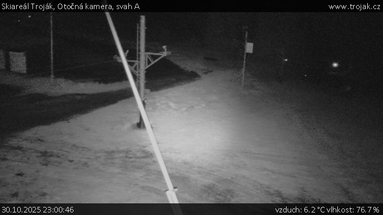 Skiareál Troják - Otočná kamera, svah A - 30.10.2025 v 23:00 Skiareál Troják - Otočná kamera, svah A - 30.10.2025 v 23:00