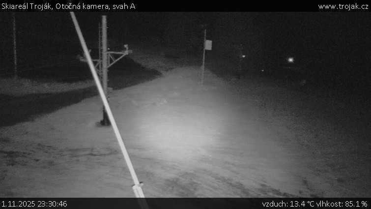 Skiareál Troják - Otočná kamera, svah A - 1.11.2025 v 23:30 Skiareál Troják - Otočná kamera, svah A - 1.11.2025 v 23:30
