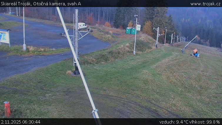 Skiareál Troják - Otočná kamera, svah A - 2.11.2025 v 06:30 Skiareál Troják - Otočná kamera, svah A - 2.11.2025 v 06:30