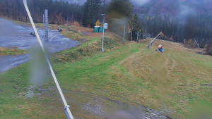 Skiareál Troják - Otočná kamera, svah A - 3.11.2025 v 08:30 Skiareál Troják - Otočná kamera, svah A - 3.11.2025 v 08:30