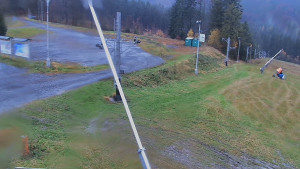 Skiareál Troják - Otočná kamera, svah A - 3.11.2025 v 15:00 Skiareál Troják - Otočná kamera, svah A - 3.11.2025 v 15:00